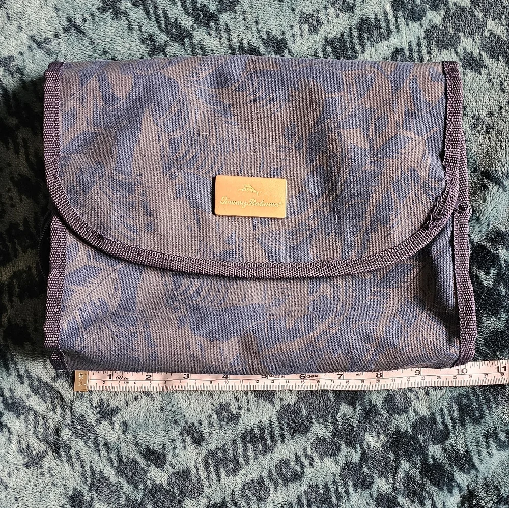 Tommy Bahama good